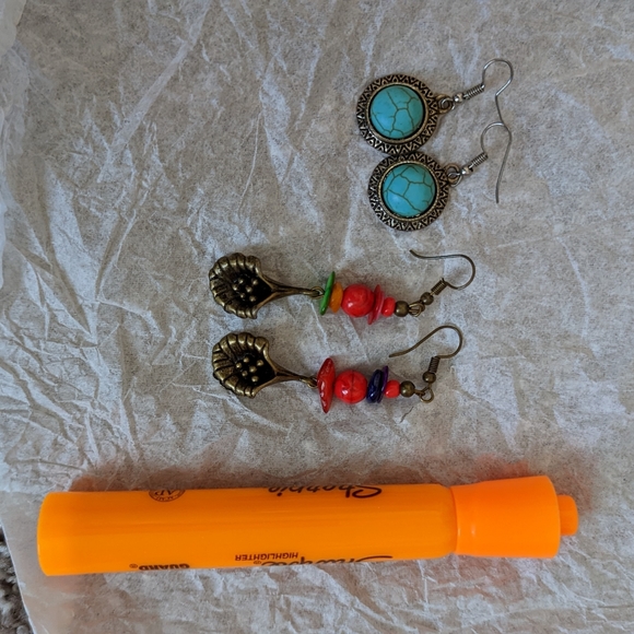 Two Pairs of Boho Dangle Earrings - Picture 3 of 3